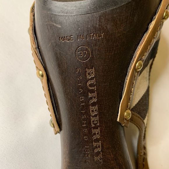 Burberry sling back open toe platform heels - Picture 3 of 6